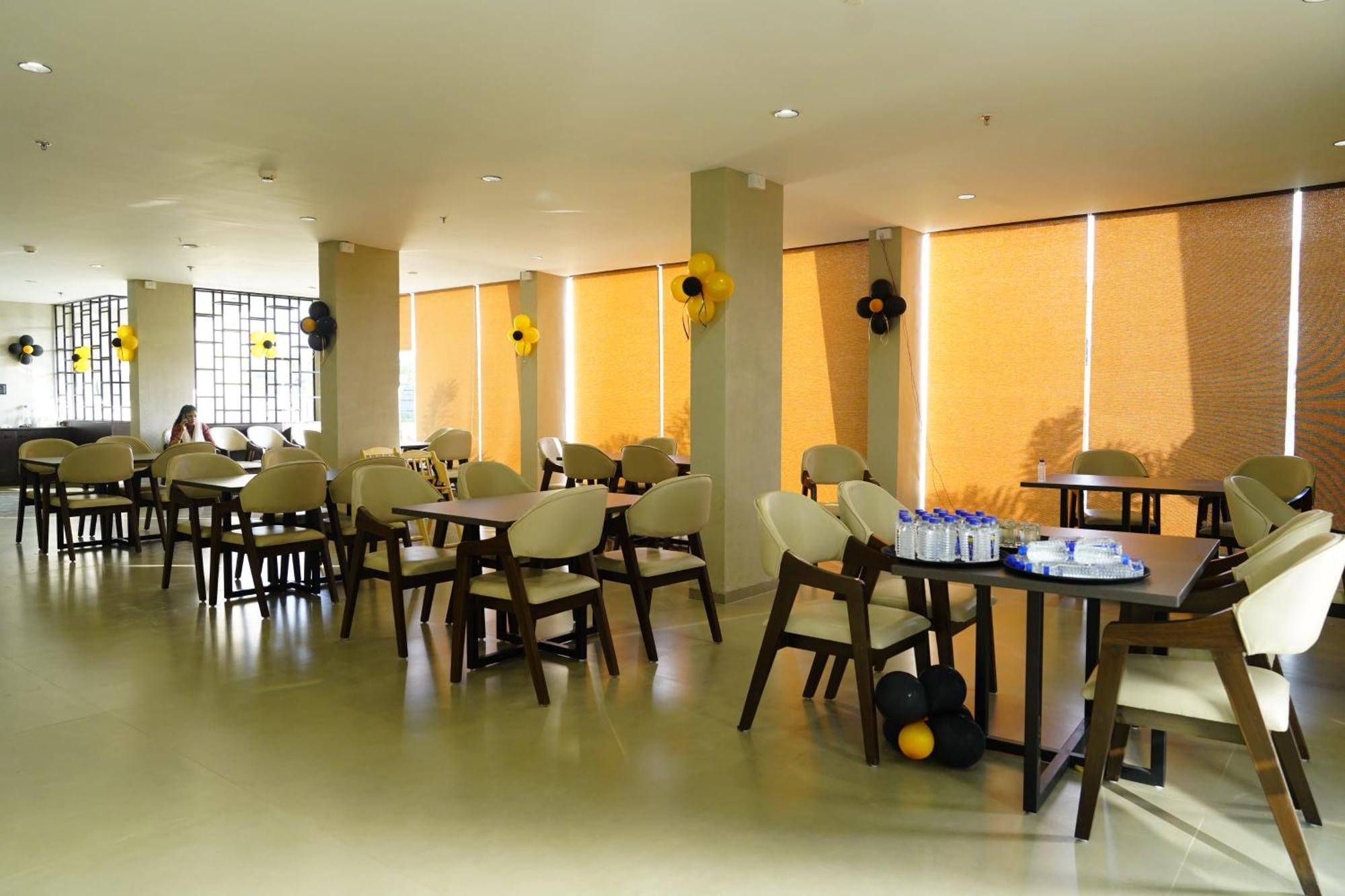 Regenta Resort Vindhyachal, Statue Of Unity Kevadia Exterior photo